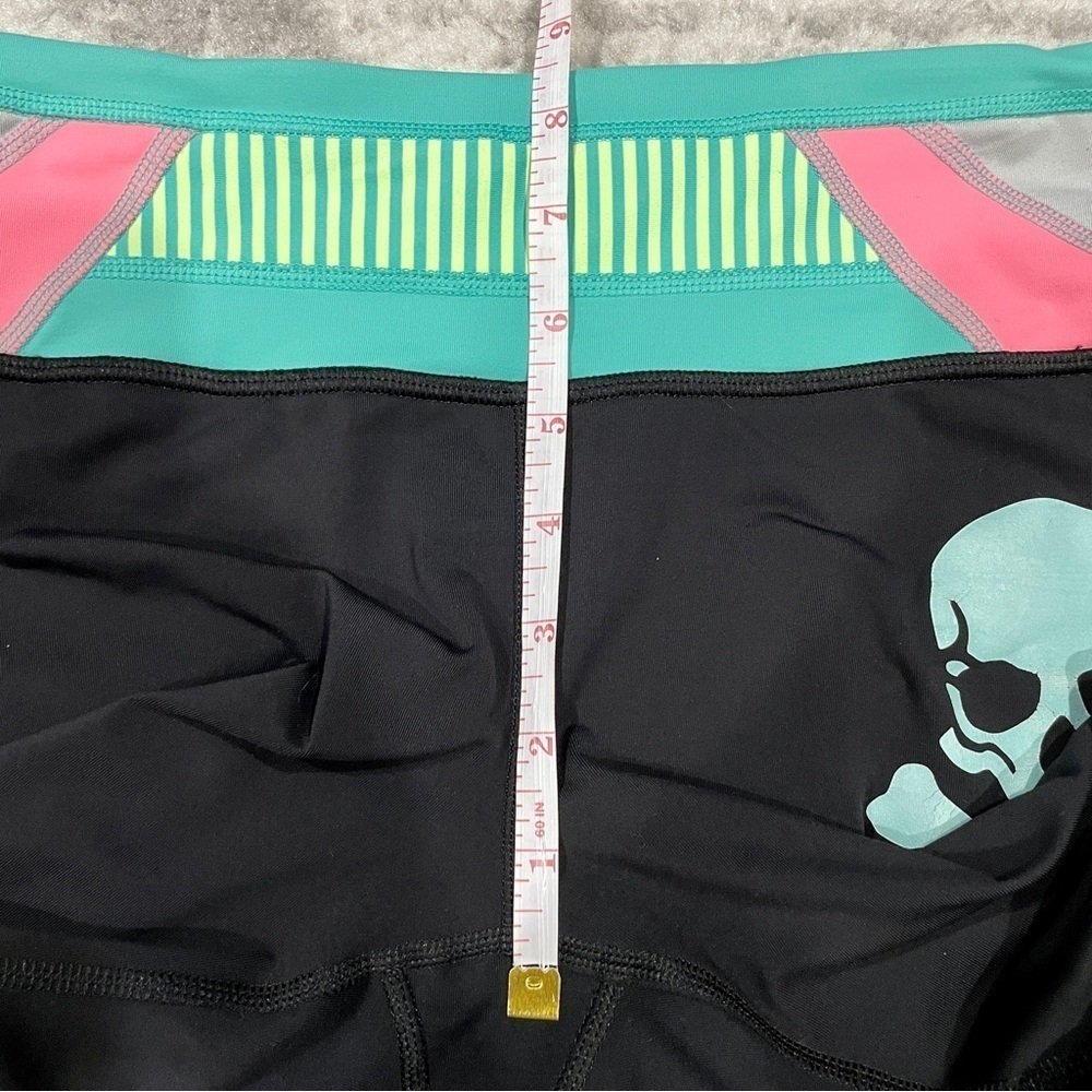 Lululemon SoulCycle Skull Run Inspire II Crop - Picture 13 of 13